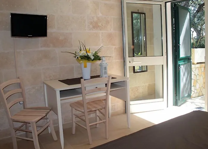 בית חווה Tenuta Sant'emiliano אוטרנטו