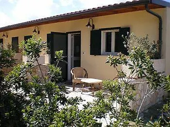 Tenuta Sant'emiliano Фермерский дом Отранто